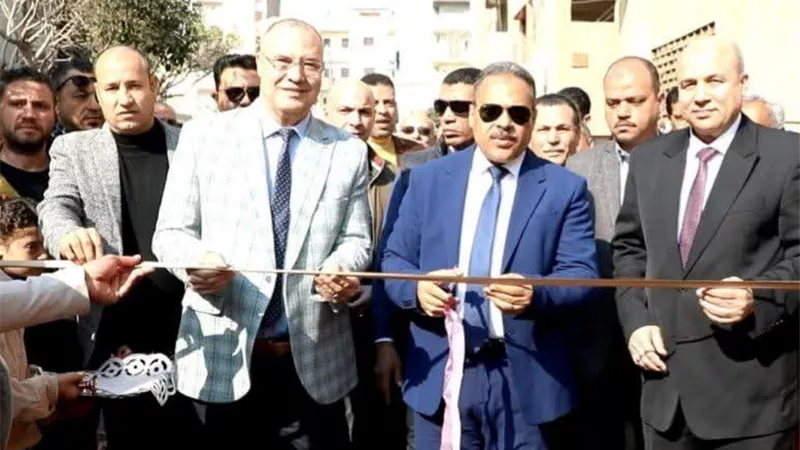 الاشمونى يفتتح سوق اليوم الواحد بمدينة ههيا
