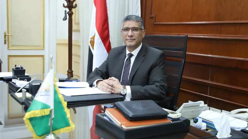 بالأسماء.. حركة تنقلات مديرى الإدارات بالجيزة