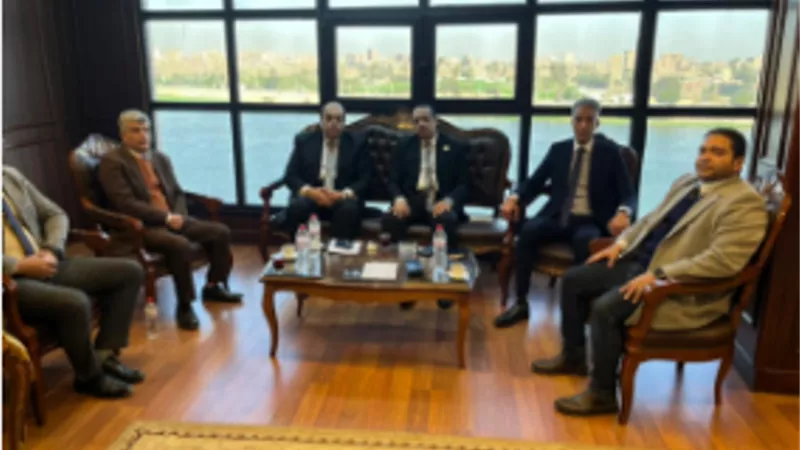 غرفة سوهاج التجارية تعقد اجتماعًا موسعًا مع جهاز حماية المستهلك