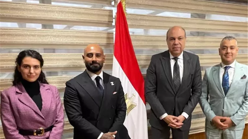 الحفني يلتقي المدير الإقليمي لشركة MedAire
