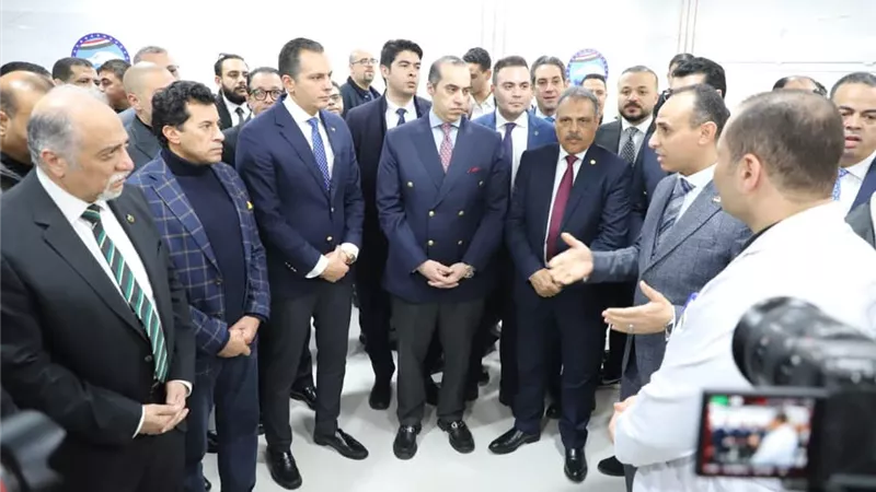 مستقبل وطن تهدي مستشفي منيا القمح وحدة عناية مركزة كاملة