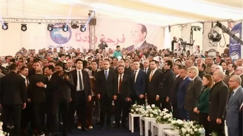 توزيع جهاز 150 عروسة و100 رحلة عمرة في الشرقية