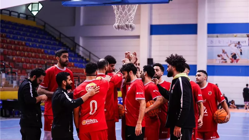 ثلاثية مروان سرحان تقود الأهلى لفوز قاتل أمام الزمالك بدورى السلة