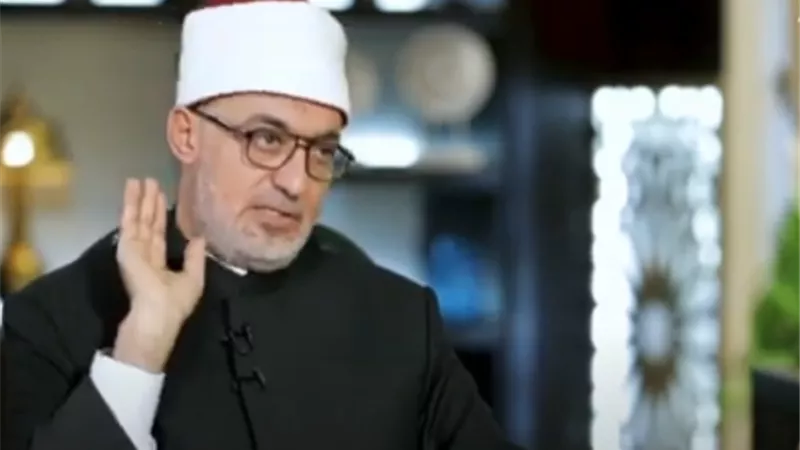 حكم استباحة الصلاة لتعطيل مصالح الناس.. المفتي يوضح الحكم الشرعي