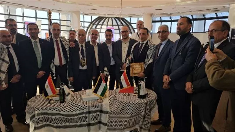 مهران يكشف عن بروتوكول تعاون مصرى فلسطينى فى دباغة الجلود.. صور