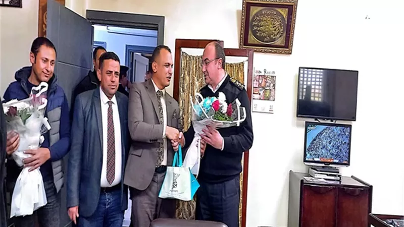 رؤساء المدن بالبحيرة يقدمون التهانى لرجال الشرطة