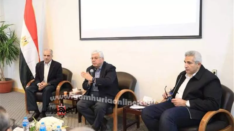 رئيس جامعة دمياط يشهد ورشة عمل حول إستراتيجية التعليم العالى