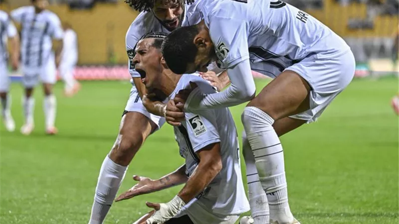 الجزيرة يتخطي العين ويتأهل لنصف نهائى كأس رئيس الإمارات