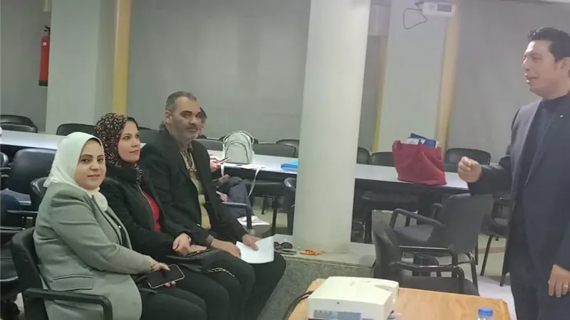 دورة لتعزيز كفاءة موظفي الشباك ومسؤولي حقوق الإنسان بالمنيا