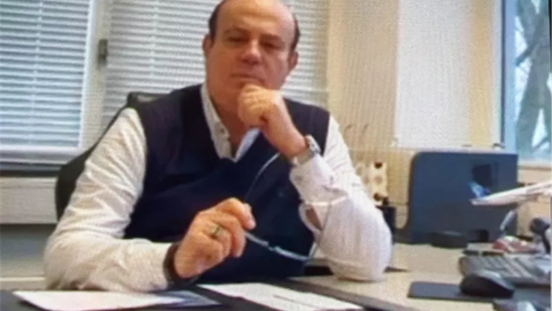 ندوات للتوعية من مخاطر التلاعب الضريبى للمصريين بهولندا