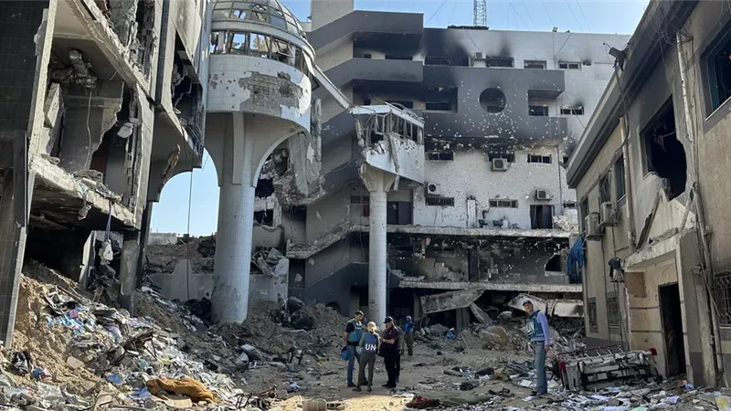 مدير المستشفيات الميدانية بغزة: تدمير 75% من منشآت القطاع الطبية