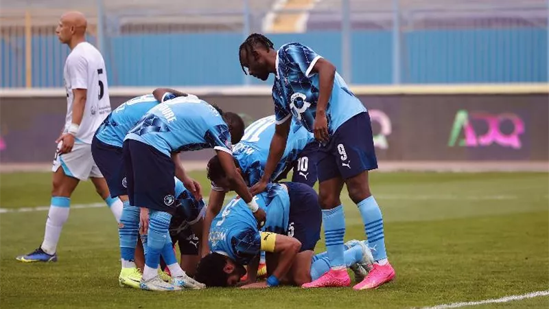 إبراهيم عادل يقود هجوم بيراميدز اليوم أمام الأهلي