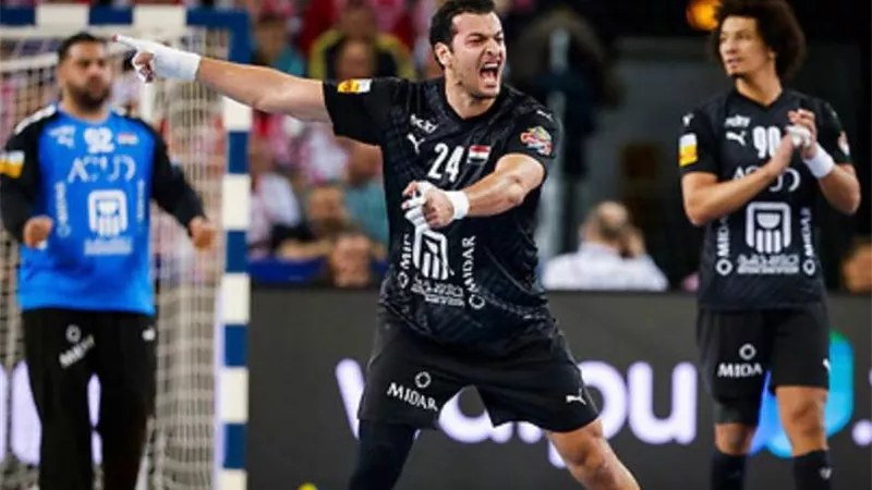 منتخب مصر يتقدم على كاب فيردي 14-13 بالشوط الأول