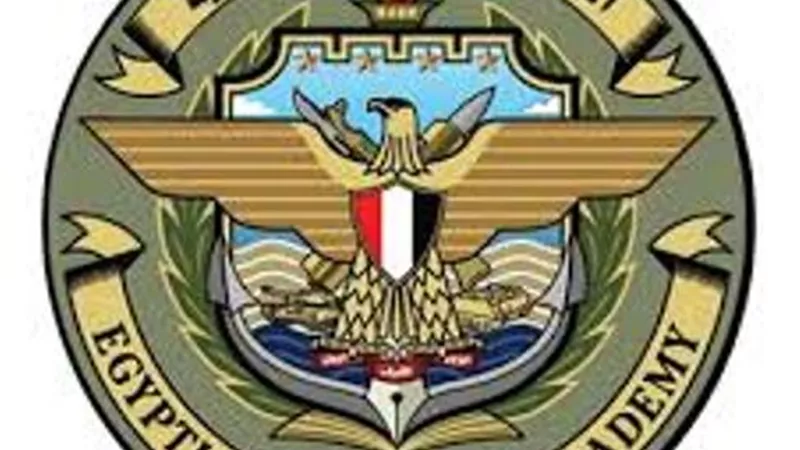 الأكاديمية العسكرية تستقبل أسر الطلبة الجدد في زيارتهم الأولى