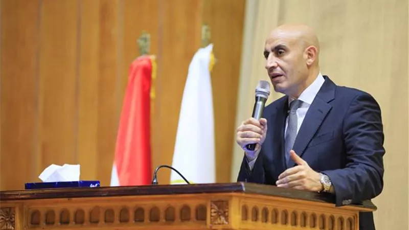 وزير التعليم يناقش مع 2600 مدير مدرسة مقترح 