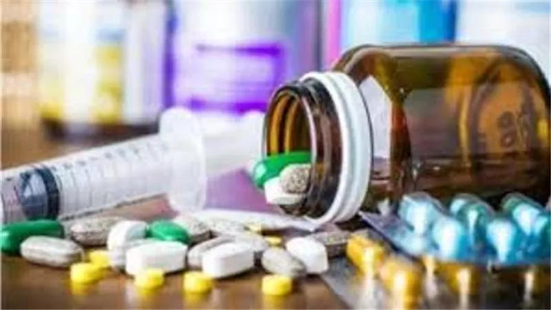 شعبة الأدوية: كامل الوزير يدعم الصناعات الوطنية ويحفز الاستثمار