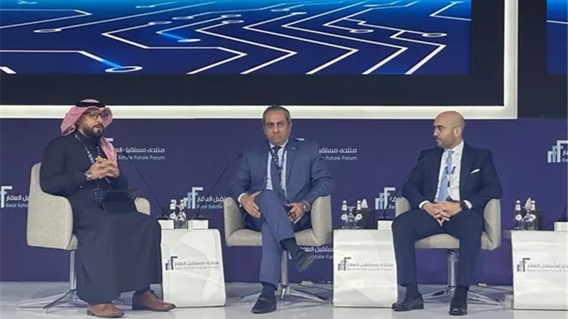 خالد عباس فى مؤتمر الرياض: 15 متر لكل مواطن فى العاصمة الإداية بالصور