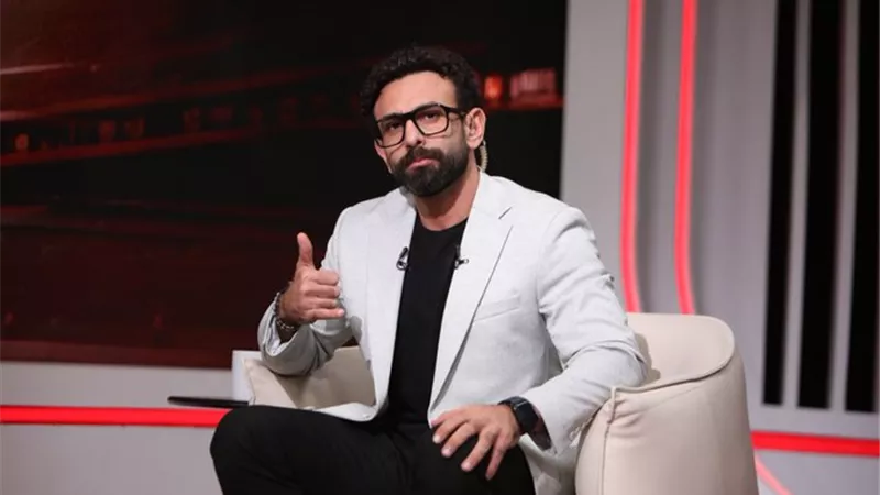 كوتيسا وأشرف بن شرقي على أعتاب الأهلي.. شاهد ابراهيم فايق يكشف