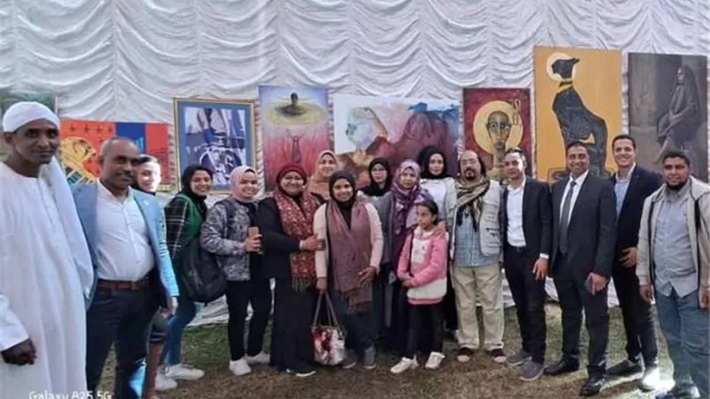جامعة الأقصر تشارك فى منتدى دندرة الثقافى بمعرض للفنون التشكيلية