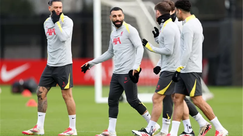 ليفربول يختتم استعداداته لمواجهة آيندهوفن فى دورى أبطال أوروبا