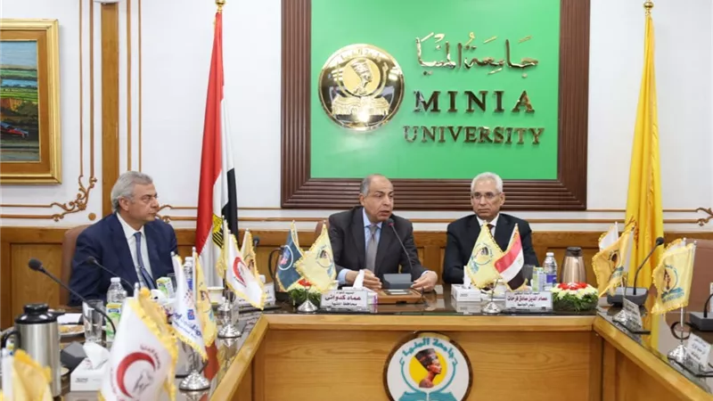 جامعة المنيا: صرف مكافأة 2000 جنيه لأعضاء هيئة التدريس