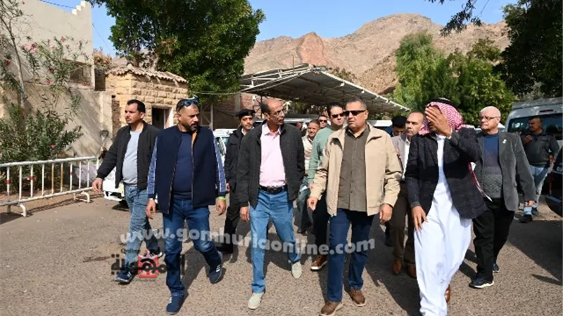 محافظ جنوب سيناء يستكمل جولته بمدينة طابا استعدادا للعيد القومي