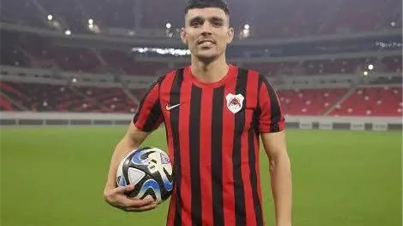 موقف بن شرقي من الانضمام للأهلي بعد فسخ تعاقده رسميا مع الريان