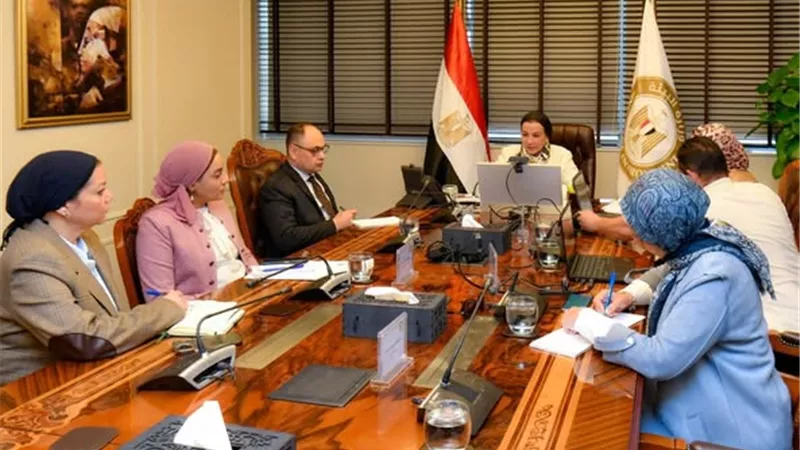 وزيرة البيئة تُناقش مع نظيرها الأردني التحضيرات لاجتماع 