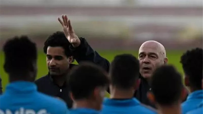 جروس يوجه رسالة قوية للاعبي الزمالك قبل مباراة بيراميدز