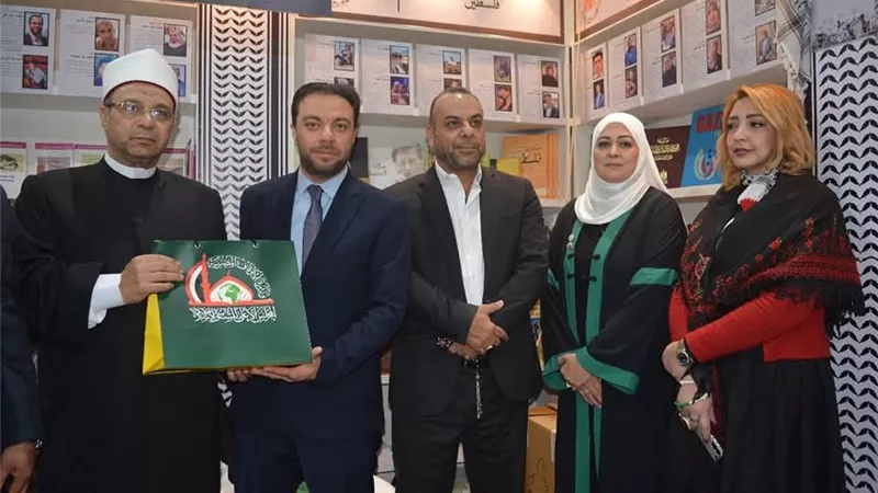 زيارة جناح دولة فلسطين بمعرض القاهرة الدولي للكتاب