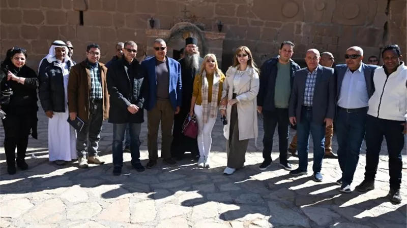 محافظ جنوب سيناء يتفقد مشروع 