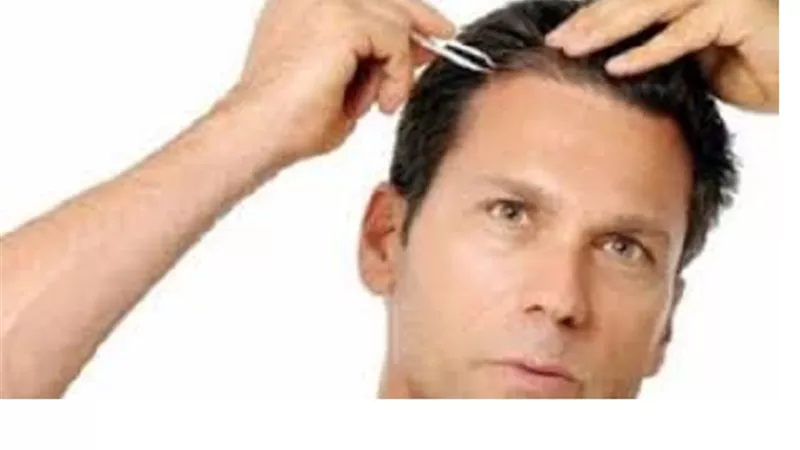 نزعه يزيده ظهوراً شائعة..الشيب وحكم نتفه وتخضيبه بالسواد