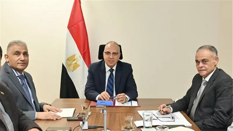 وزير الري يتابع الموقف المائي بأسوان خلال الموسم الشتوي الحالي
