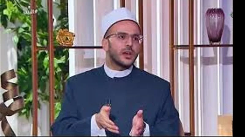 حكم لبس البنطلون الجيبة ..و هل هو من الزى الشرعى