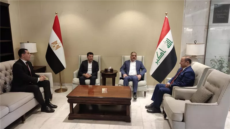 صبحى يصل العراق للمشاركة في اجتماعات وزراء الشباب والرياضة العرب