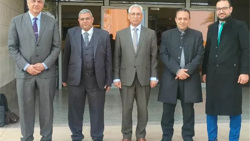 وفد جامعة المنيا يناقش مقترح الخطة الاستثمارية للجامعة