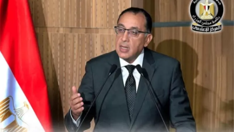 مدبولي: نعمل كمجموعة اقتصادية على تشجيع المصريين بالخارج للاستثمار