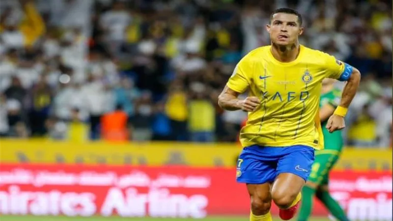 مع إقتراب إنتهاء عقده مع النصر..رونالدو يلمح بعودته الي ريال مدريد