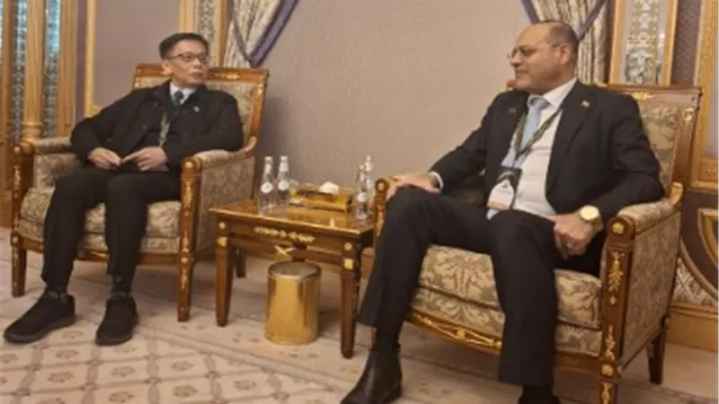 وزير العمل: جاهزون لتفعيل التعاون المشترك مع دولة الفلبين