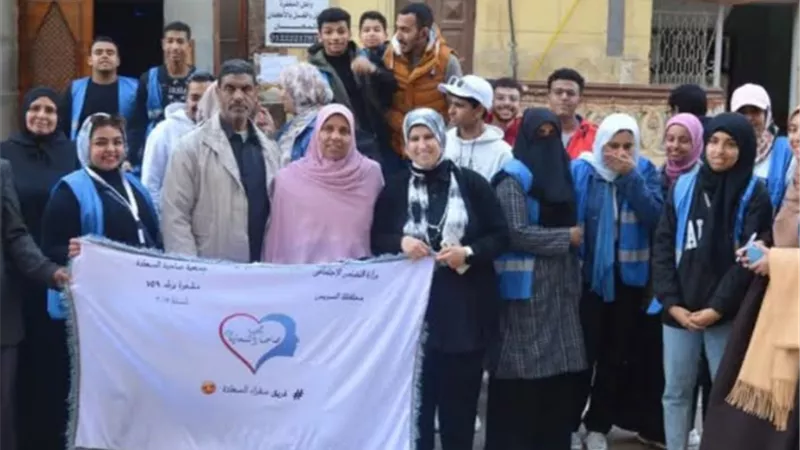 قافلة طبية تعليمية لخدمة المجتمع بالسويس