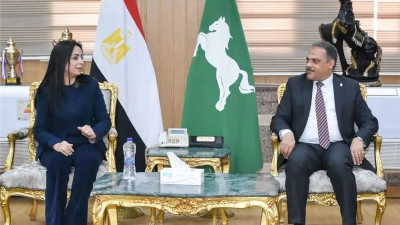 محافظ الشرقية يستقبل وزيرة التضامن الإجتماعي