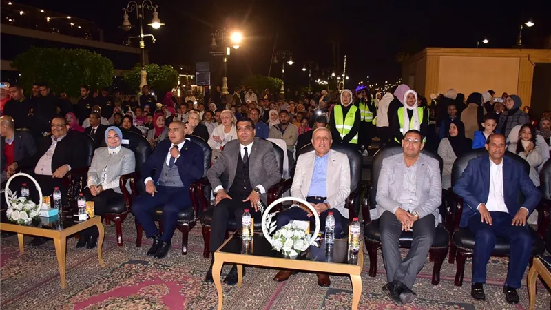 محافظ الأقصر يفتتح ملتقى ظواهر الإبداعى على كورنيش الأقصر