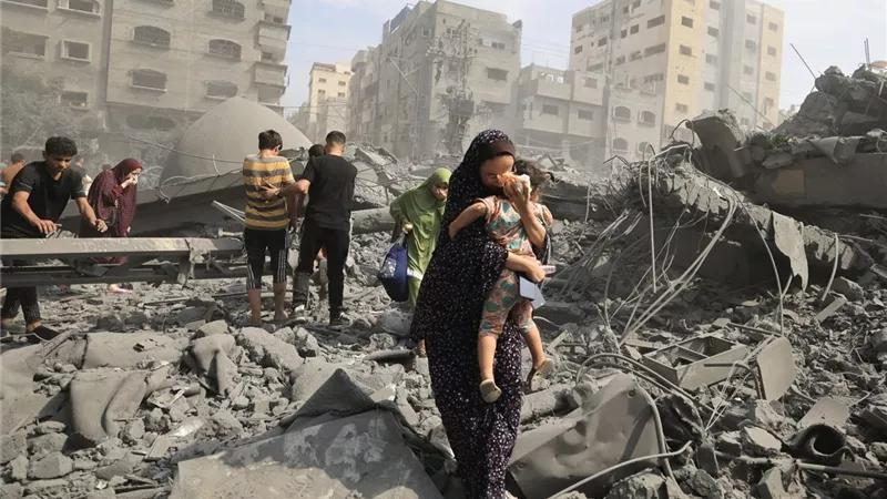 انتشال 520 جثة من تحت الأنقاض منذ وقف إطلاق النار في غزة