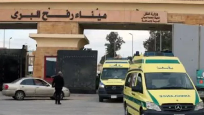 مصر تفتح معبر رفح وتستعد لاستقبال المرضى والمصابين الفلسطينيين