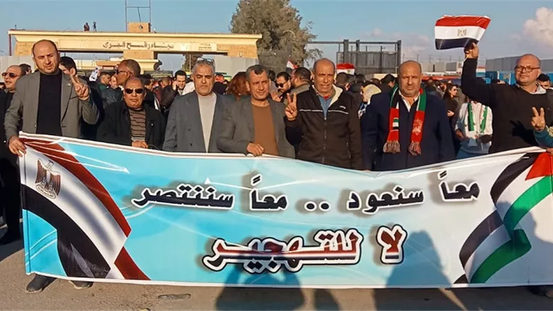 أهالي كفر الشيخ من رفح: لا للتهجير ونؤيد قرارات الرئيس السيسي
