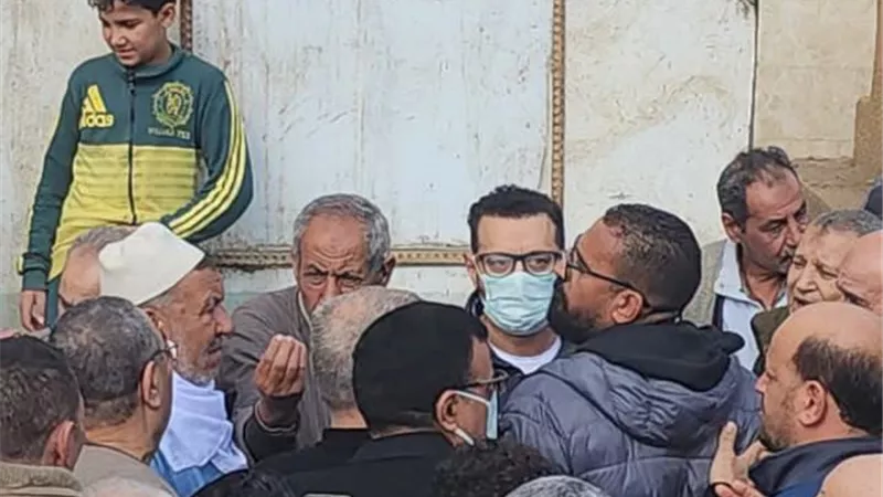 شاهد بالصور.. جنازة شقيق الفنان مصطفى شعبان في مسقط رأسه بالمنوفية
