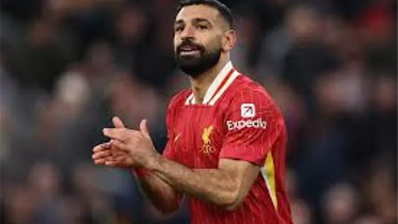 صلاح يعود لقيادة تشكيل ليفربول امام بورنموث غدا