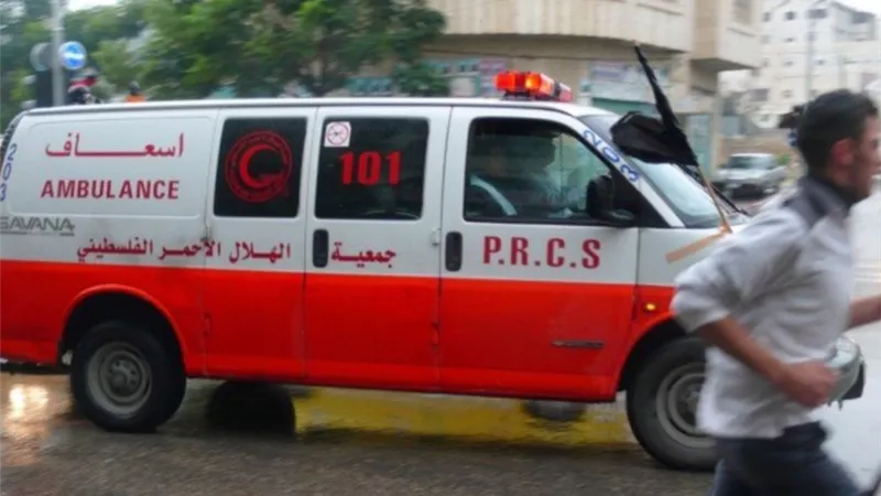 الهلال الأحمر الفلسطيني: إصابة طفل برصاص الاحتلال قرب سجن عوفر
