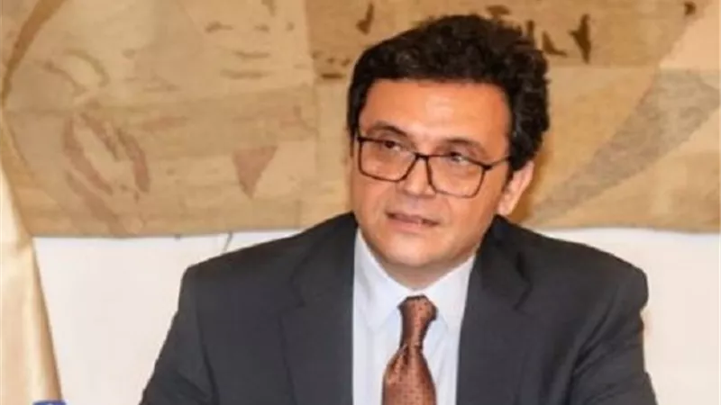 وزير الثقافة يشكل لجنة للوقوف على ملابسات وفاة موظف دار الأوبرا