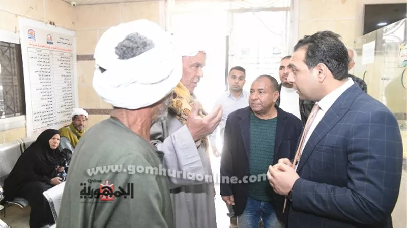 نائب المحافظ يتفقد المركز التكنولوجي بدشنا